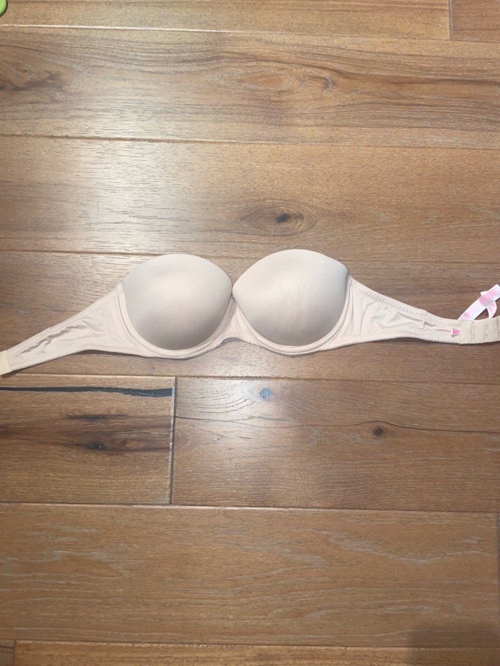 Victoria Secret Strapless Bra